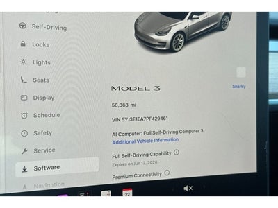 2023 Tesla Model 3 .