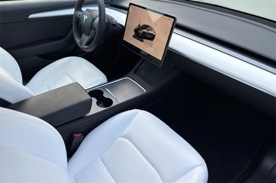 2023 Tesla Model 3 Performance