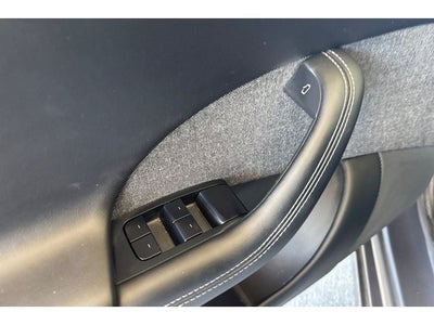 2022 Tesla Model S Base
