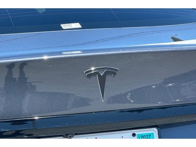 2022 Tesla Model S Base