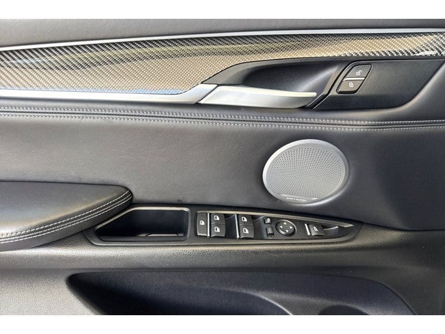 2016 BMW X6 M Base