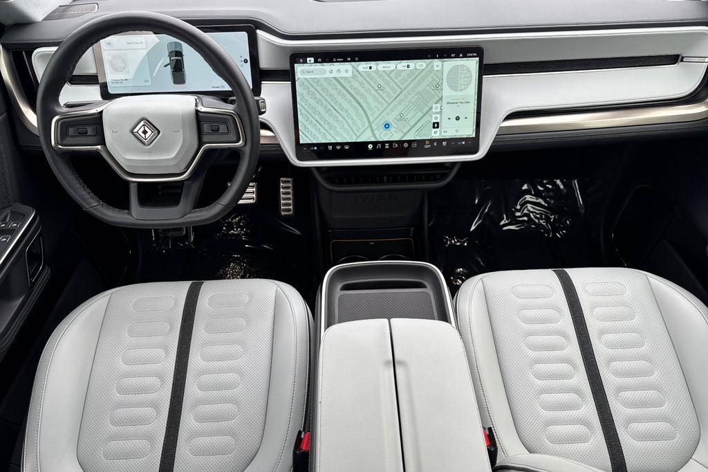 2024 Rivian R1T Adventure