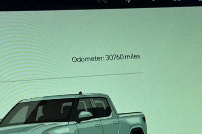 2024 Rivian R1T Adventure