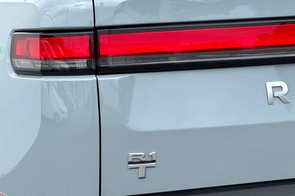 2024 Rivian R1T Adventure