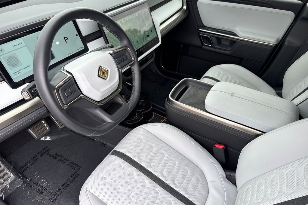2024 Rivian R1T Adventure