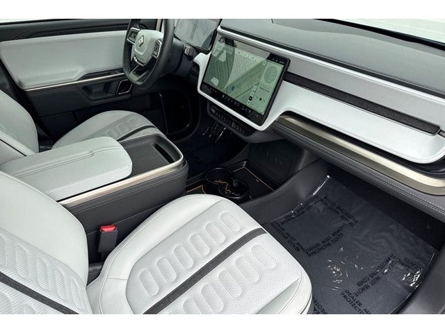 2024 Rivian R1T Adventure