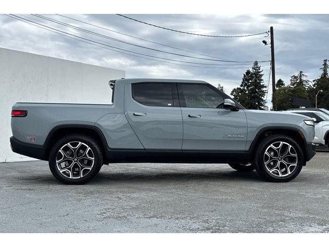 2024 Rivian R1T Adventure