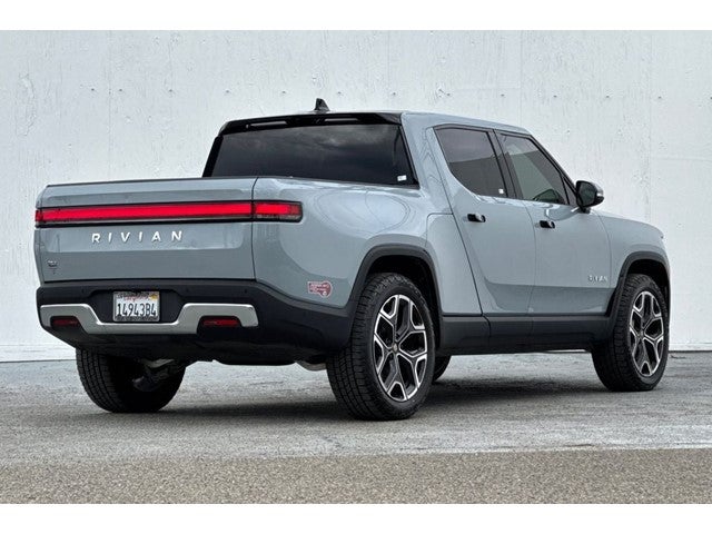 2024 Rivian R1T Adventure