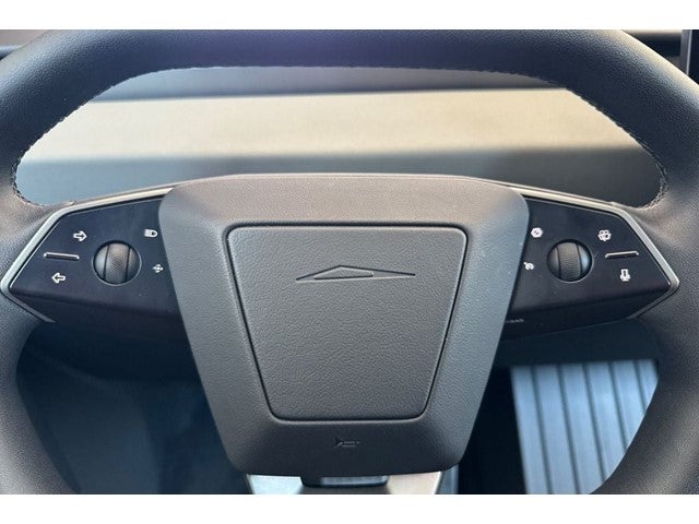 2025 Tesla Cybertruck .