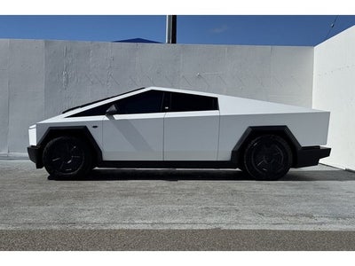 2024 Tesla Cybertruck Cyberbeast