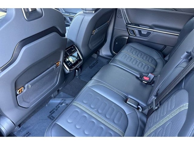 2024 Rivian R1S Adventure Quad Motor Large Pack