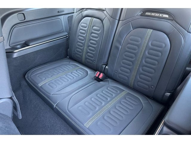 2024 Rivian R1S Adventure Quad Motor Large Pack
