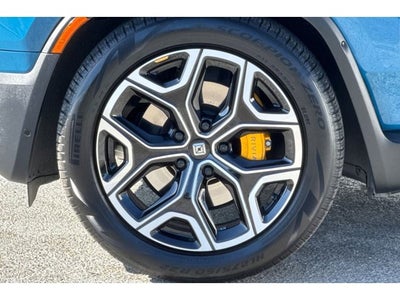 2024 Rivian R1S Adventure Quad Motor Large Pack
