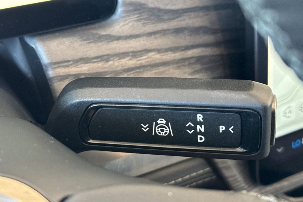 2023 Rivian R1S Adventure