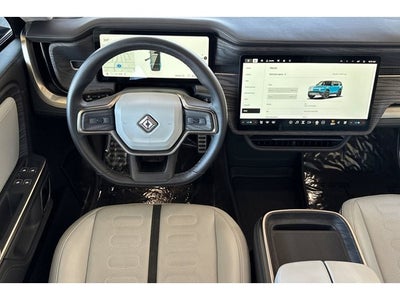 2023 Rivian R1S Adventure