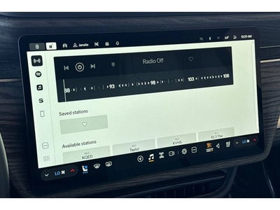 2023 Rivian R1S Adventure