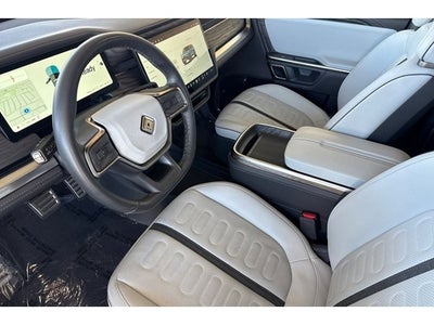 2023 Rivian R1S Adventure