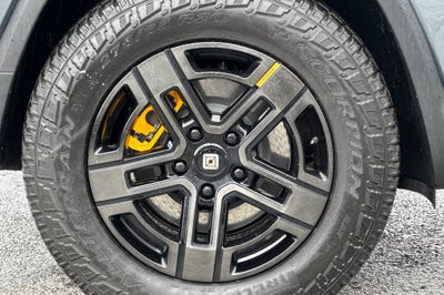 2024 Rivian R1S Adventure