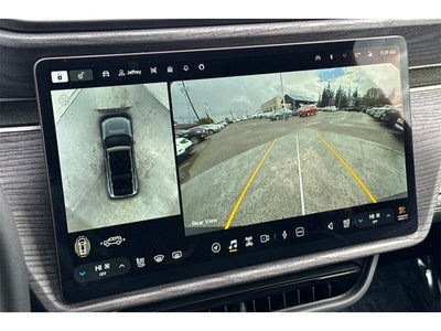 2024 Rivian R1S Adventure