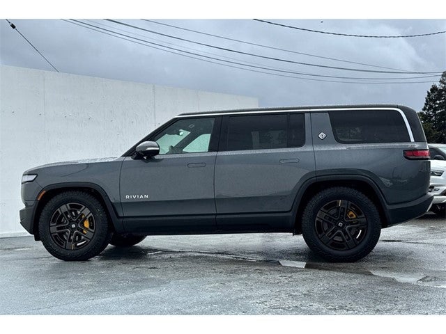 2024 Rivian R1S Adventure
