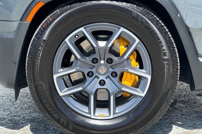 2023 Rivian R1S Adventure