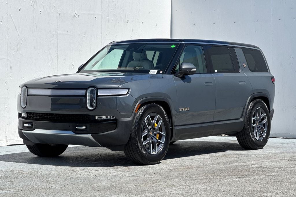 2023 Rivian R1S Adventure
