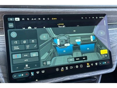 2023 Rivian R1S Adventure