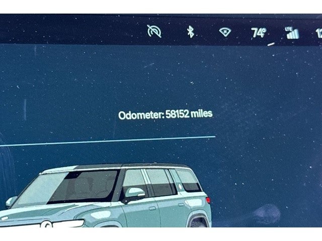2023 Rivian R1S Adventure