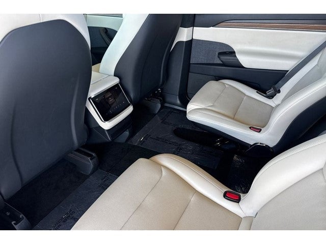 2022 Tesla Model X .