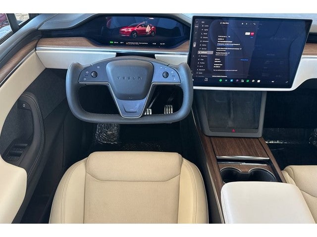 2022 Tesla Model X .