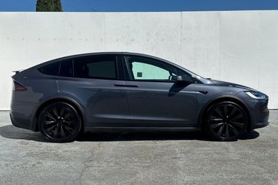 2022 Tesla Model X Base