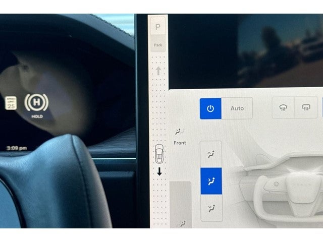 2022 Tesla Model X Base