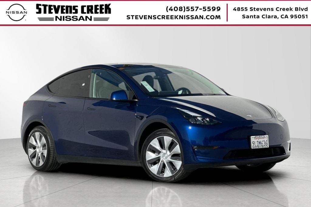 2023 Tesla Model Y HW4