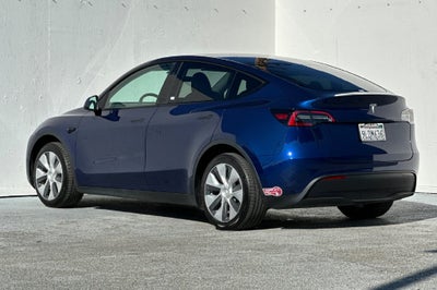 2023 Tesla Model Y HW4