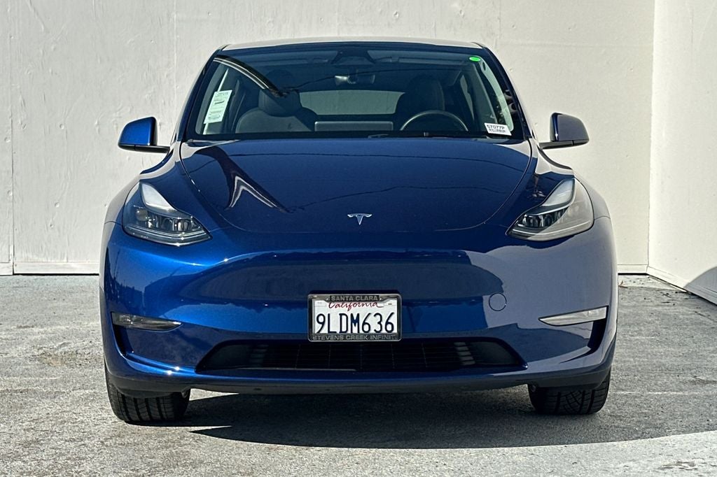 2023 Tesla Model Y HW4