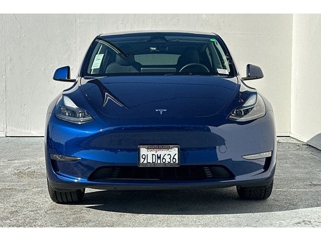 2023 Tesla Model Y HW4