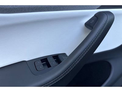 2026 Tesla Model Y Premium