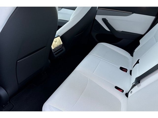 2026 Tesla Model Y Premium