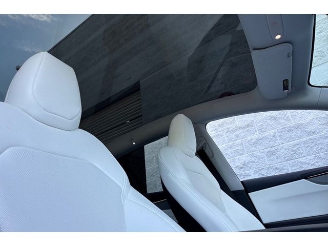 2026 Tesla Model Y Premium