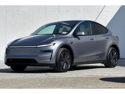 2026 Tesla Model Y Premium