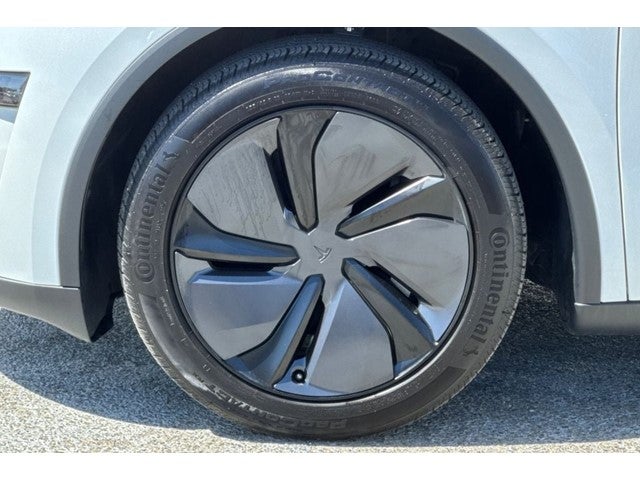 2026 Tesla Model Y Premium