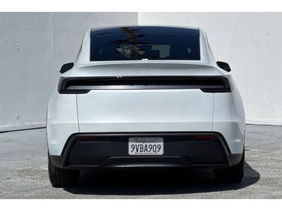 2026 Tesla Model Y Premium