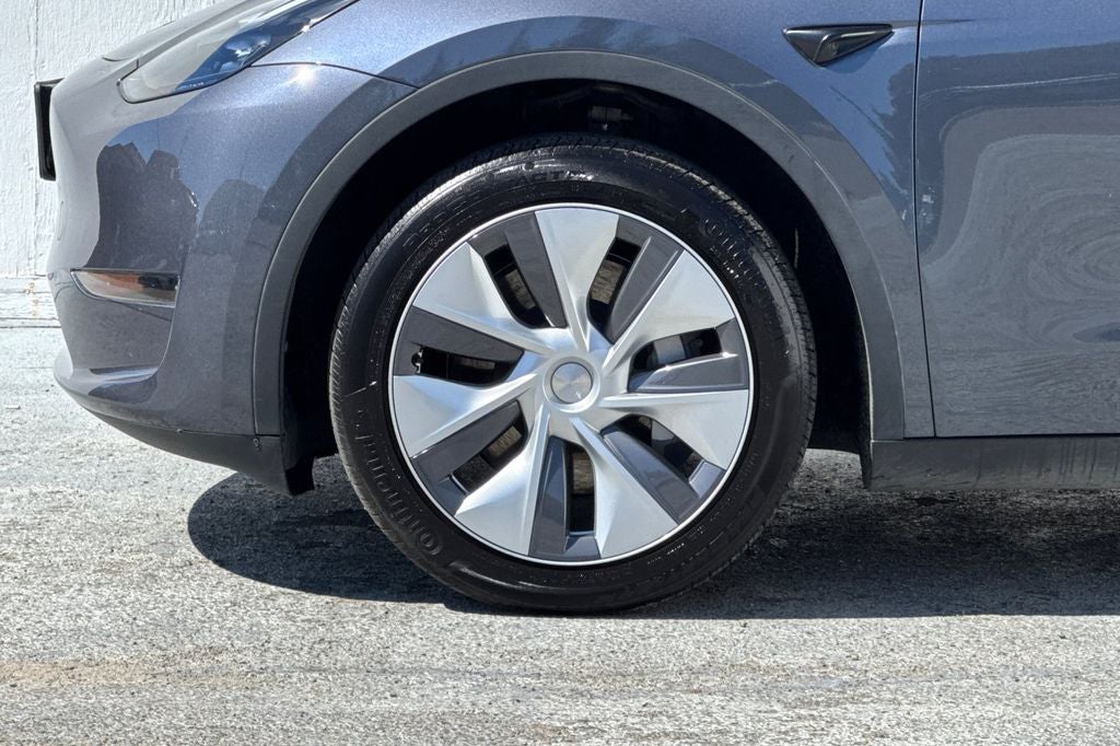 2023 Tesla Model Y Long Range Hardware 4 (HW4)