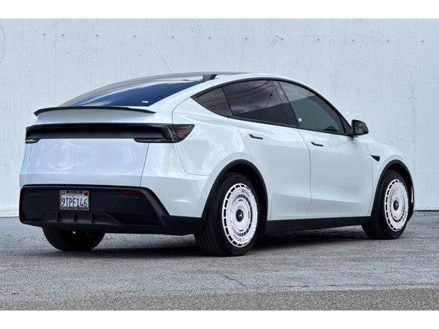 2026 Tesla Model Y Long Range