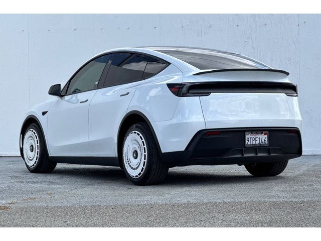 2026 Tesla Model Y Long Range