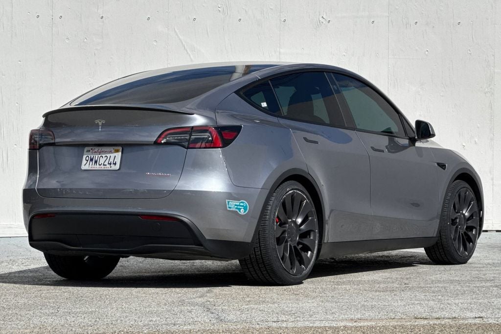 2024 Tesla Model Y Performance