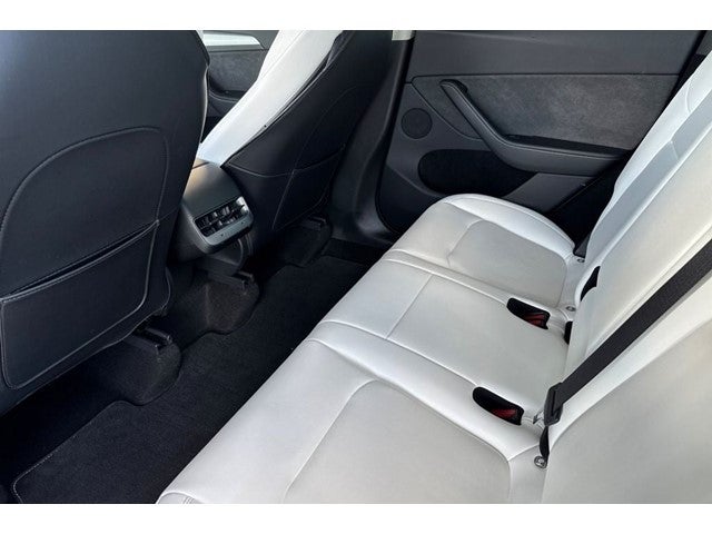 2024 Tesla Model Y Performance