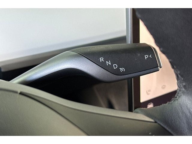 2024 Tesla Model Y Performance