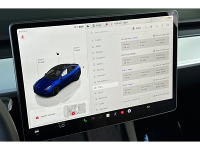 2024 Tesla Model Y Performance