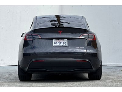 2025 Tesla Model Y Performance